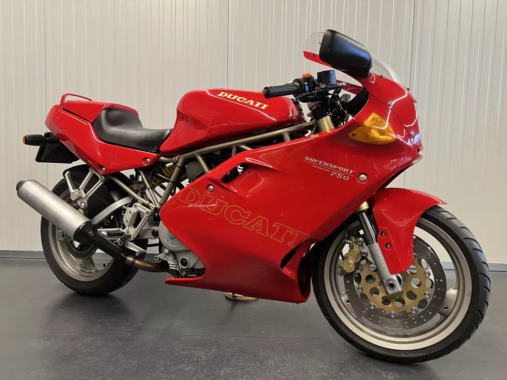 Ducati 750 SS SUPERSPORT NIEUWSTAAT