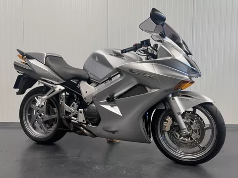 Honda VFR 800 V-TEC A