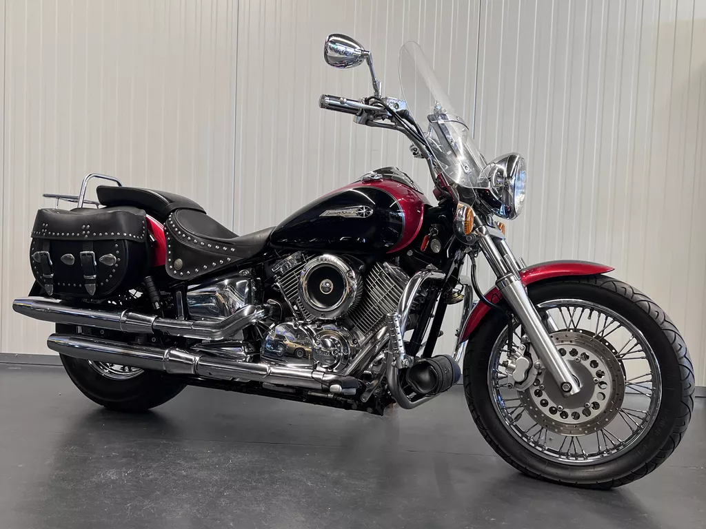 Yamaha XVS 1100 DRAGSTAR
