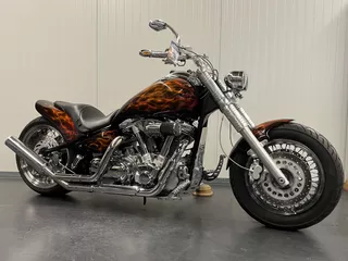 Yamaha XV 1600 FULL CUSTOM