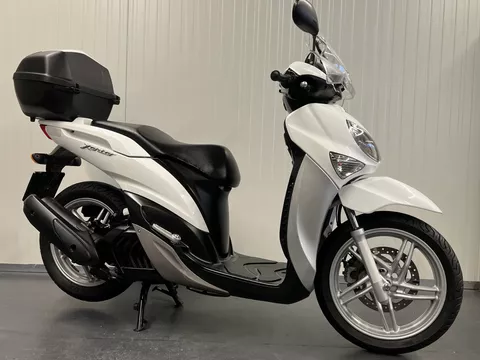 Yamaha XENTER 125