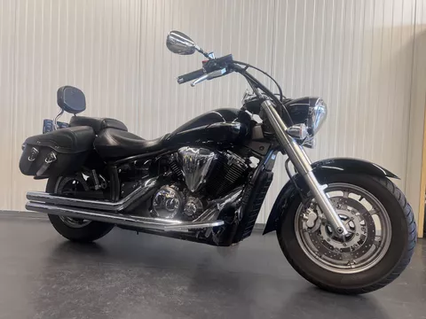 Yamaha XVS 1300 MIDNIGHT STAR