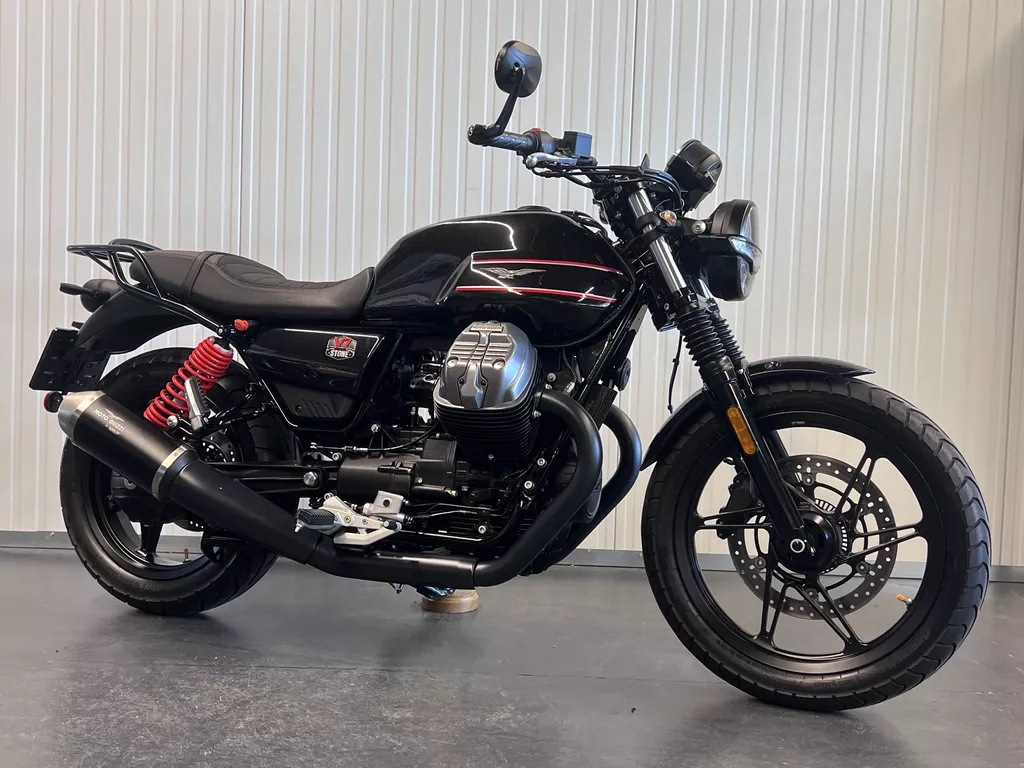 Moto Guzzi V7 STONE SE 850
