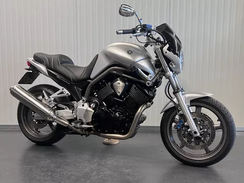 Yamaha BT 1100