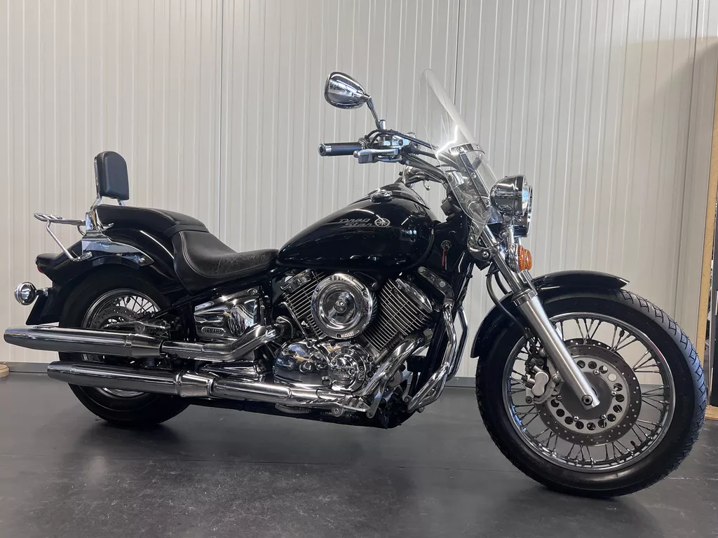 Yamaha XVS 1100 DRAGSTAR